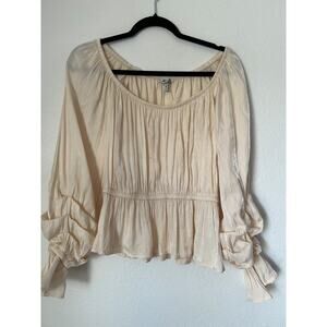 Miss Selfie Peplum Top M Off Shoulder Metallic Sheen Cream Blouson Long Sleeve